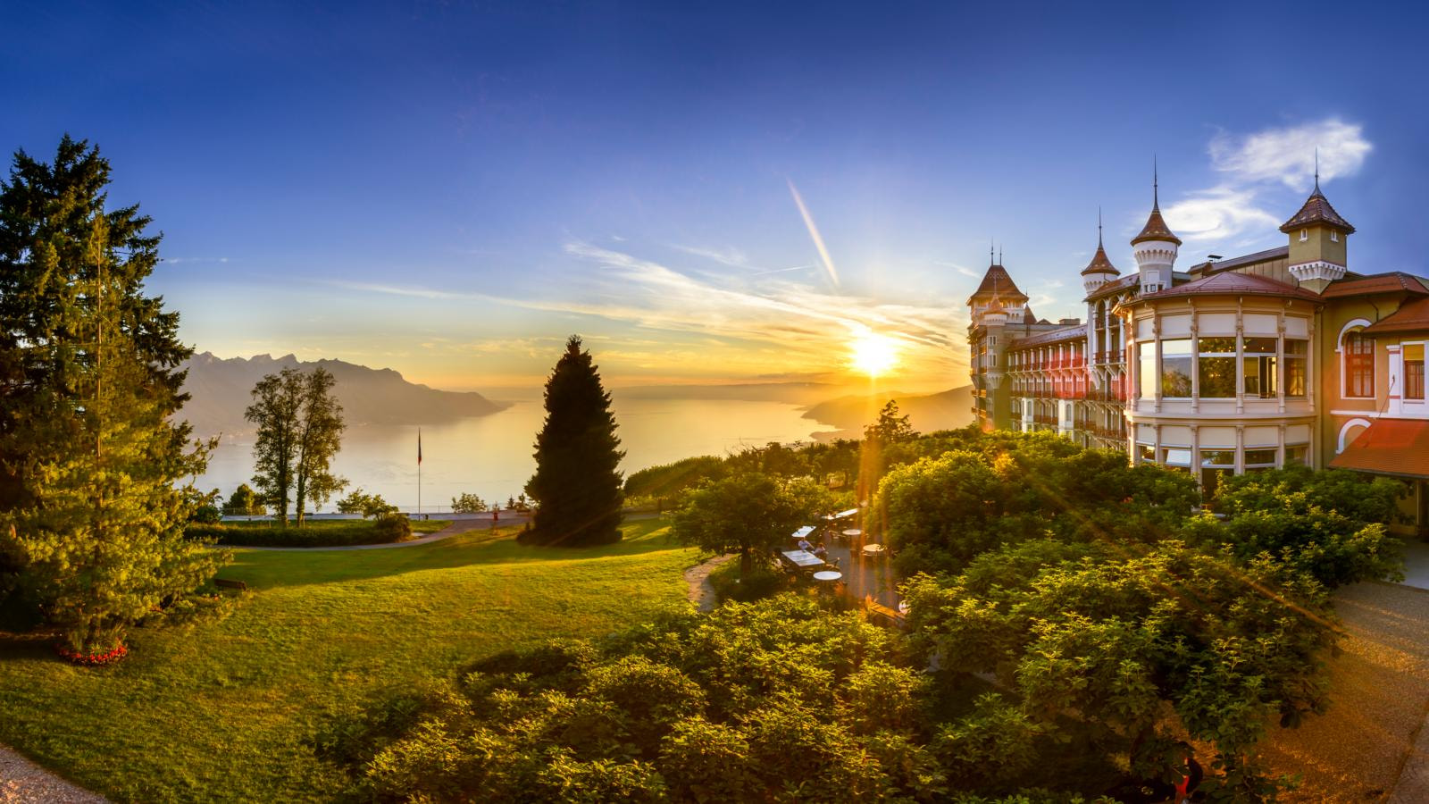 Swiss Hotel Management School, Caux Palace, Accreditation, Swiss Accredited 