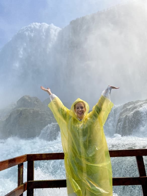 During her time in the USA, Ana got to explore exciting places such as Niagara Falls.